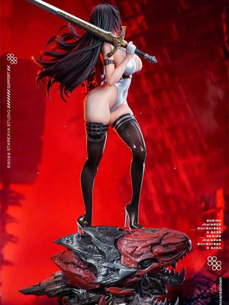 STAREXVA Studio 1/4 BGS Code Q Resin Statue